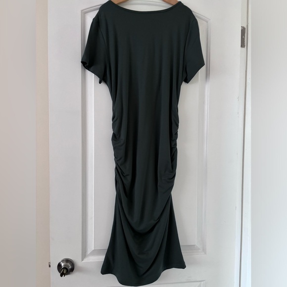 NWOT  Quince Jersey Maternity Ruched Dress - Picture 8 of 8